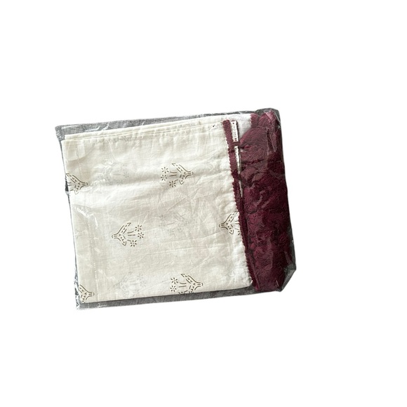 NWT TO THE MARKET Rose Ikat Tassel Scarf - Picture 2 of 2